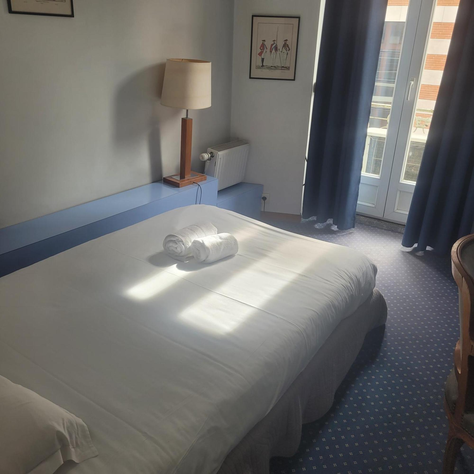 Hostel Toulouse Wilson Esterno foto