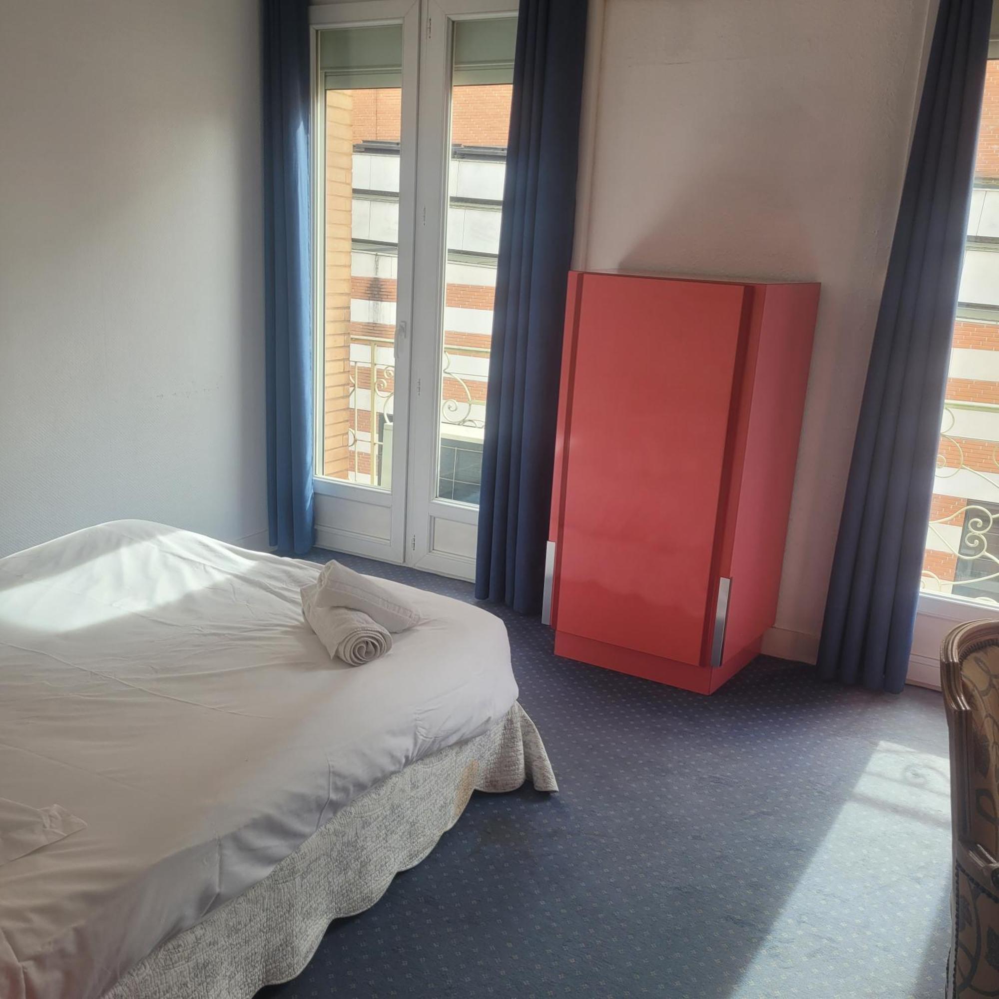 Hostel Toulouse Wilson Esterno foto